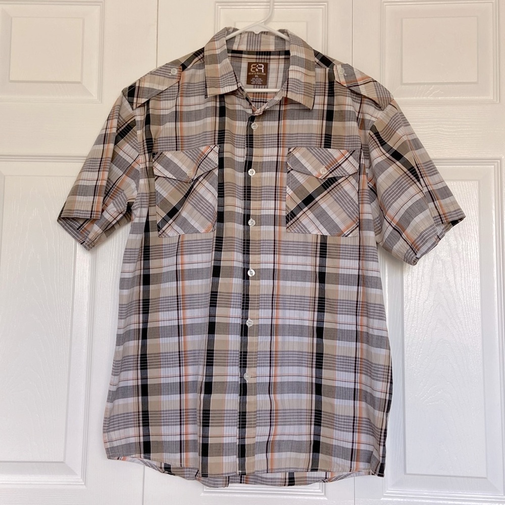 Beat & Rhythm plaid button down shirt